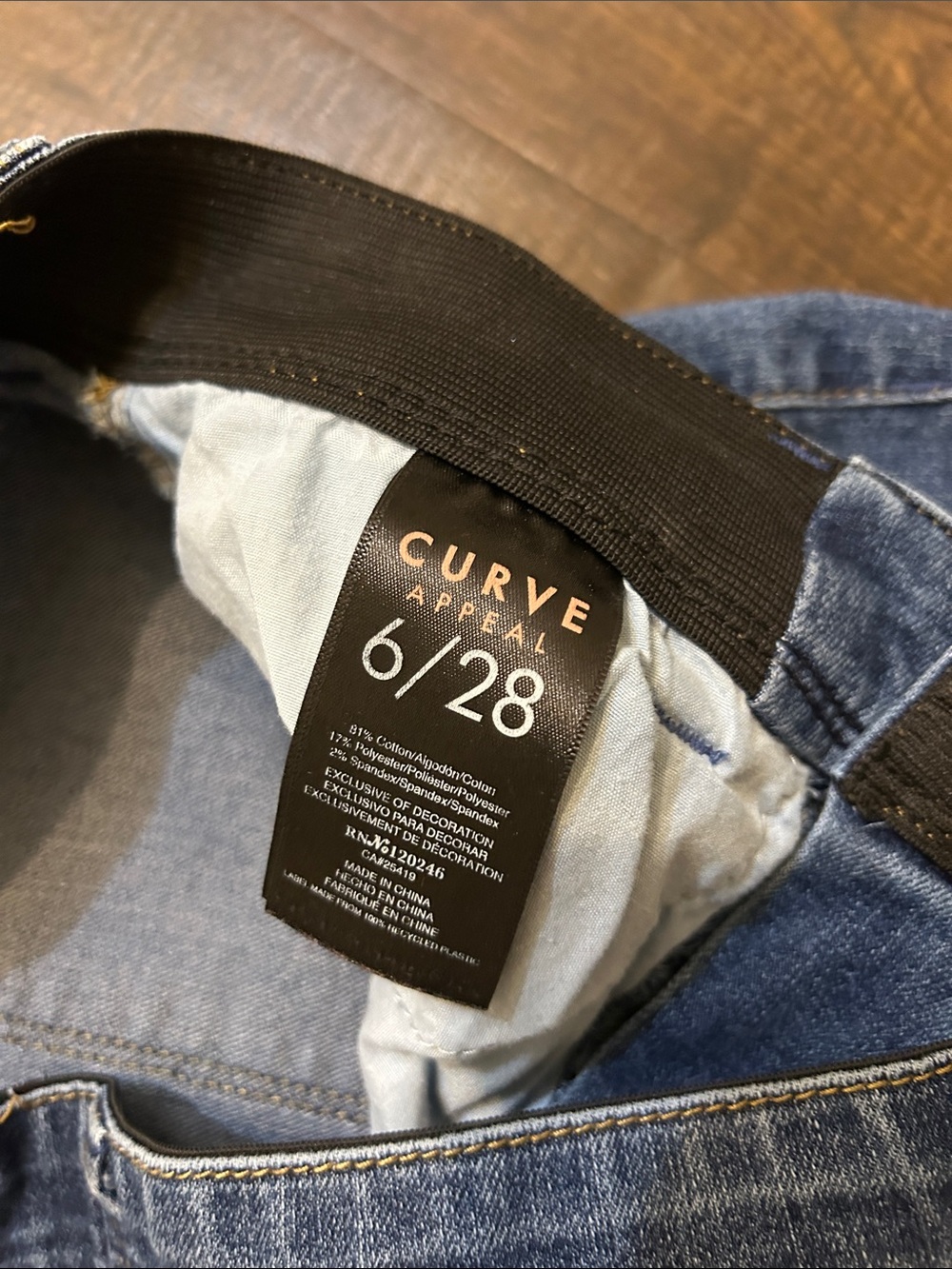 Curvy Midwash Blue Skinny Jeans for Women - Picture 3 of 10